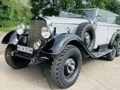 عجیب‌ ترین خودرو تاریخ؛ مرسدس شش‌چرخ هیتلر چه رازهایی دارد؟