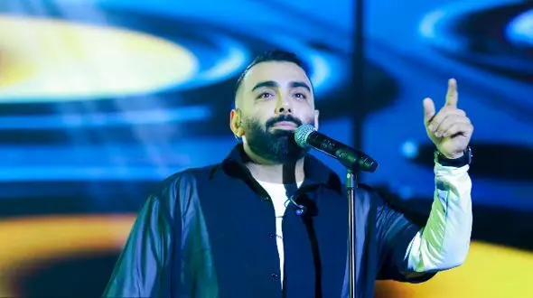 اجرای آواز باشکوه مسکن از مسعود صادقلو+موزیک ویدیو و اجرای زنده