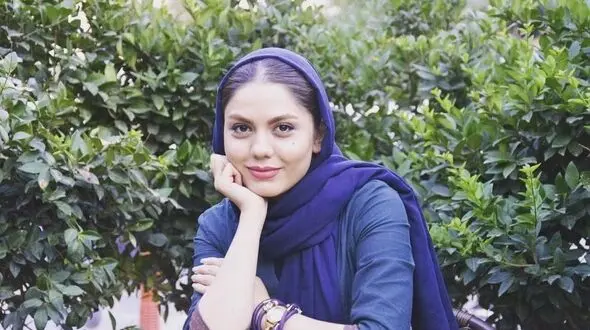 فیلم / نگاهی به چیدمان کاخ لوکس و بالکن پنت هاوس آزاده زارعی، بازیگر  «آوای باران» .../ خانه ای با ویوی ابدی در شمال تهران بالا شهرتر از فریبا نادری ....