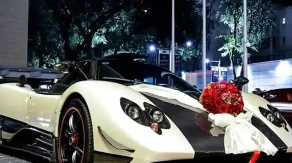 داماد پرایدش را فروخت تا ماشین عروس لوکس اجاره کند ! / واقعیتی باورنکردنی !