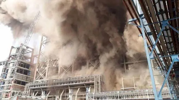 نیروگاه برق اهواز منفجر شد / فوری + فیلم