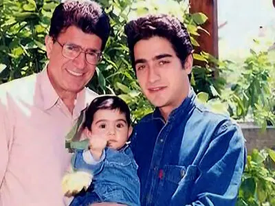 فیلم /سفر در زمان با همایون /آواز نوستالژیک همایون شجریان در جوانی دوباره شنیده شد