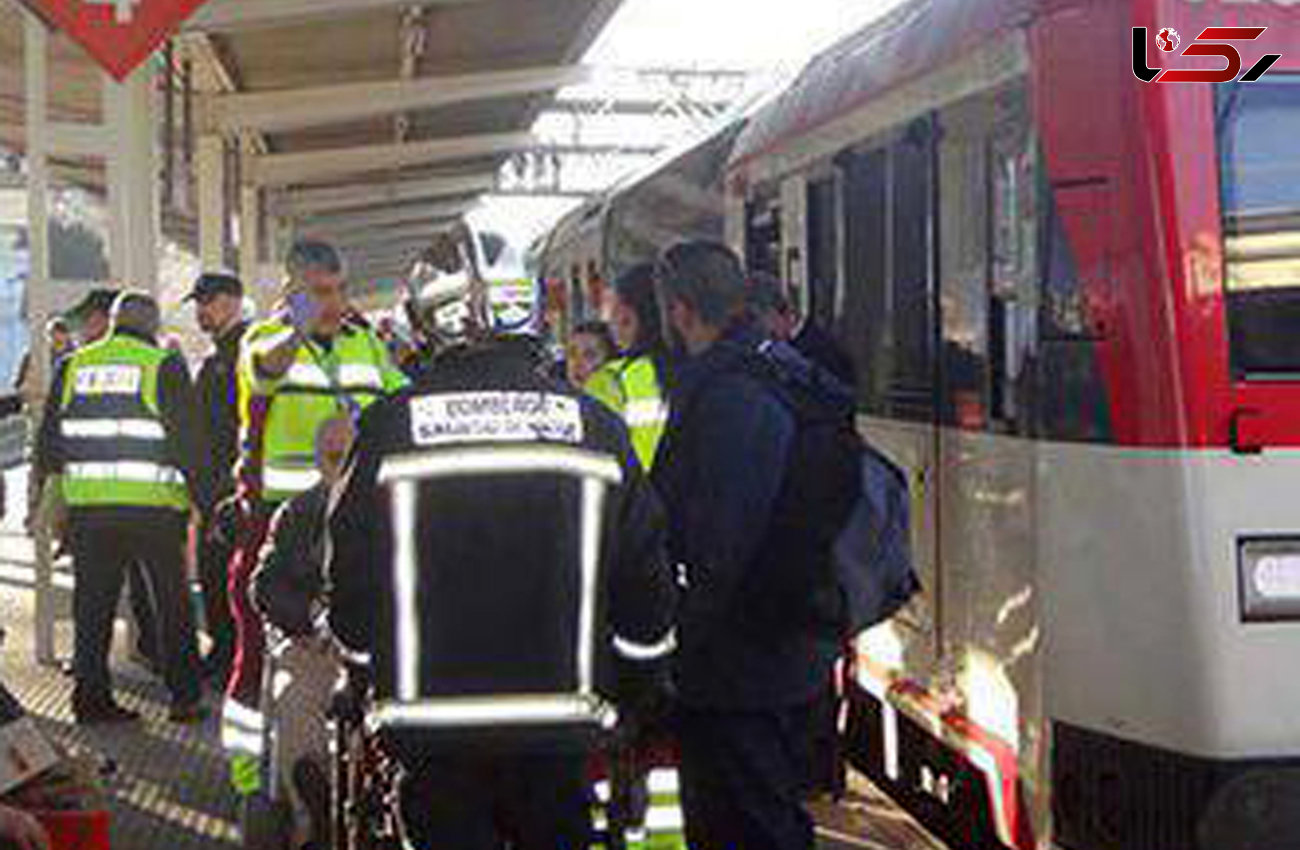 45 زخمی در پی برخورد قطاری با مانع در مادرید + عکس 