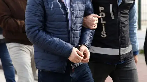 دستگیری 31 زن و مرد در مهمانی مختلط شبانه / درماهشهر رخ داد 