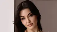 استایل متفاوت هانده ارچل زیباترین زن مسلمان جهان در هفته مد پاریس / وقتی مرز میان مد و هنر محو شد