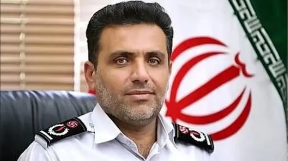 آماده باش ۳۷۵ آتش نشان در مسیر راهپیمایی ۲۲ بهمن