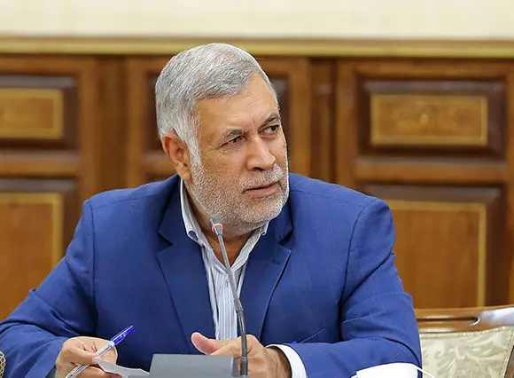 نماینده مجلس: شکاف حقوق و تورم در بودجه ۱۴۰۵ نگران‌کننده است/ ۲۰ درصد افزایش حقوق مقابل تورم ۴۰ تا ۵۰ درصد؛ فشار بر میلیون‌ها خانوار!