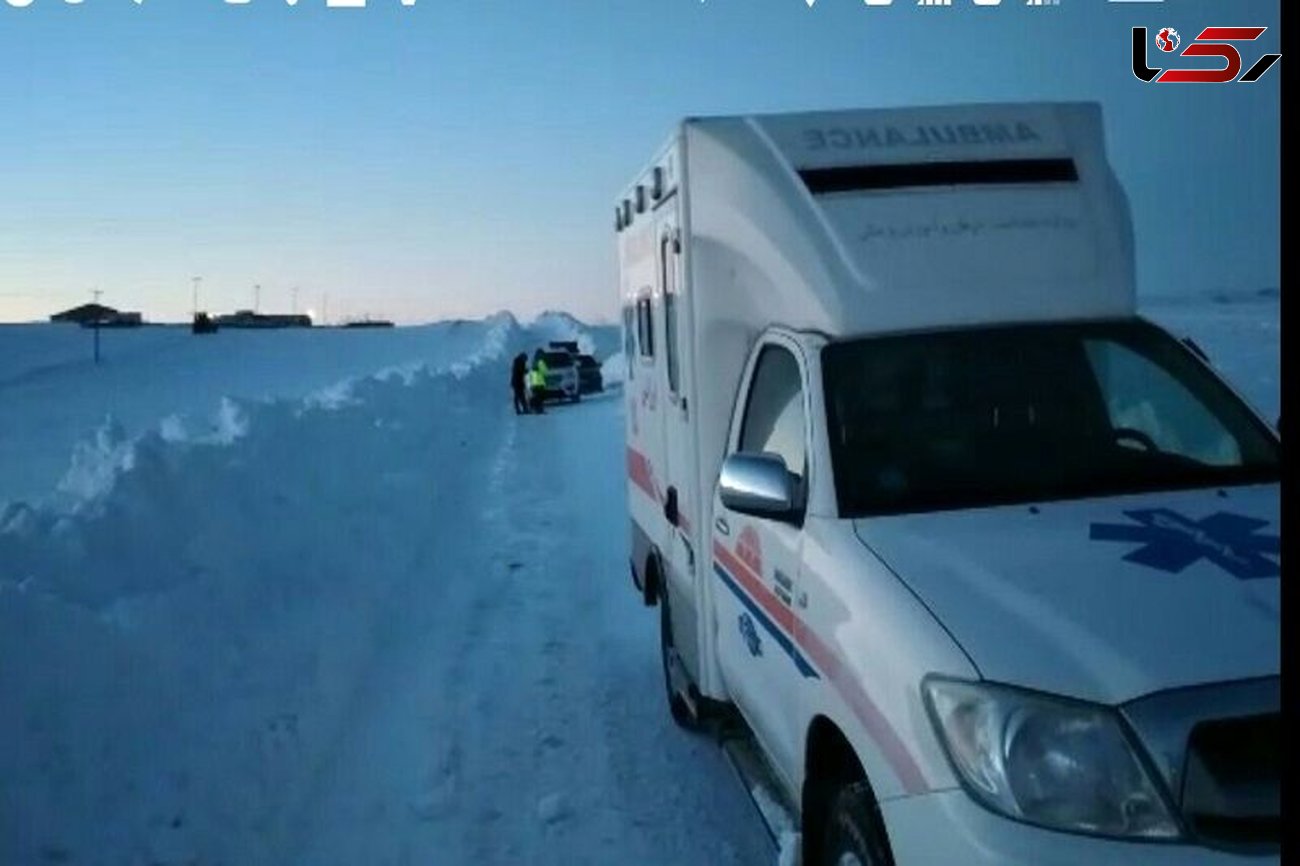 نجات جان 2 زن باردار از محاصره برف در روستاهای هشترود
