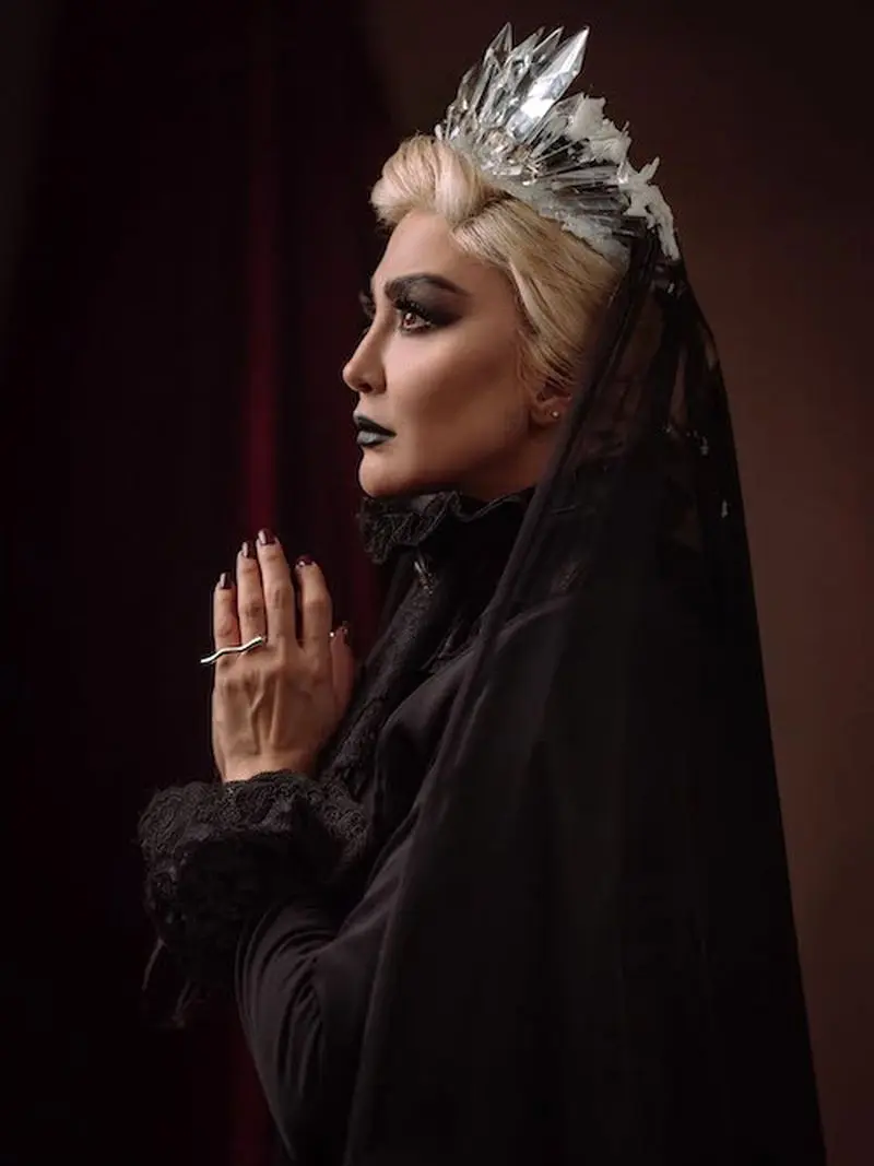 تاج خاص مریم معصومی