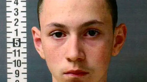 دوئل مرگبار دو برادر به خاطر عشق یک دختر / مثلث عشقی رنگ خون گرفت