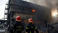 آتش‌سوزی در بنگلادش/ تلاش آتش‌نشانان برای مهار آتش