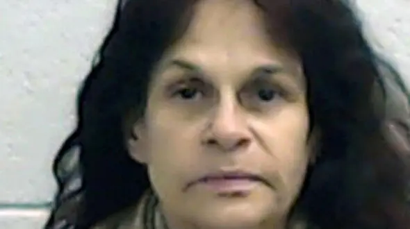 بازداشت زن 57 ساله 12 سال پس از کشتن شوهرش + عکس
