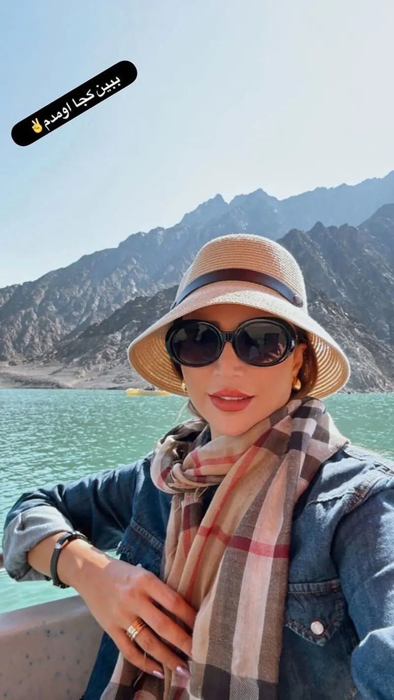شبنم قلی خانی