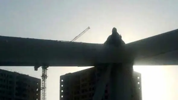 دختر 17 ساله تبریزی برای دومین  بار دست به خودکُشی زد+عکس