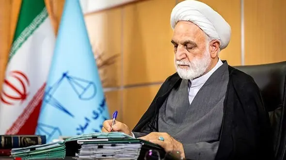 استقبال از آزادی زندانیان / ادامه بازداشت ها به صلاح کشور نیست