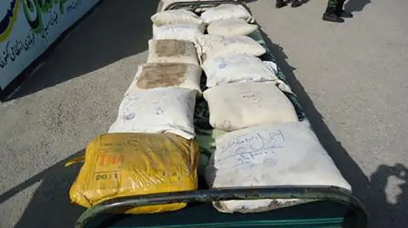 خودرو حامل 256 کیلو تریاک در کهنوج متوقف شد