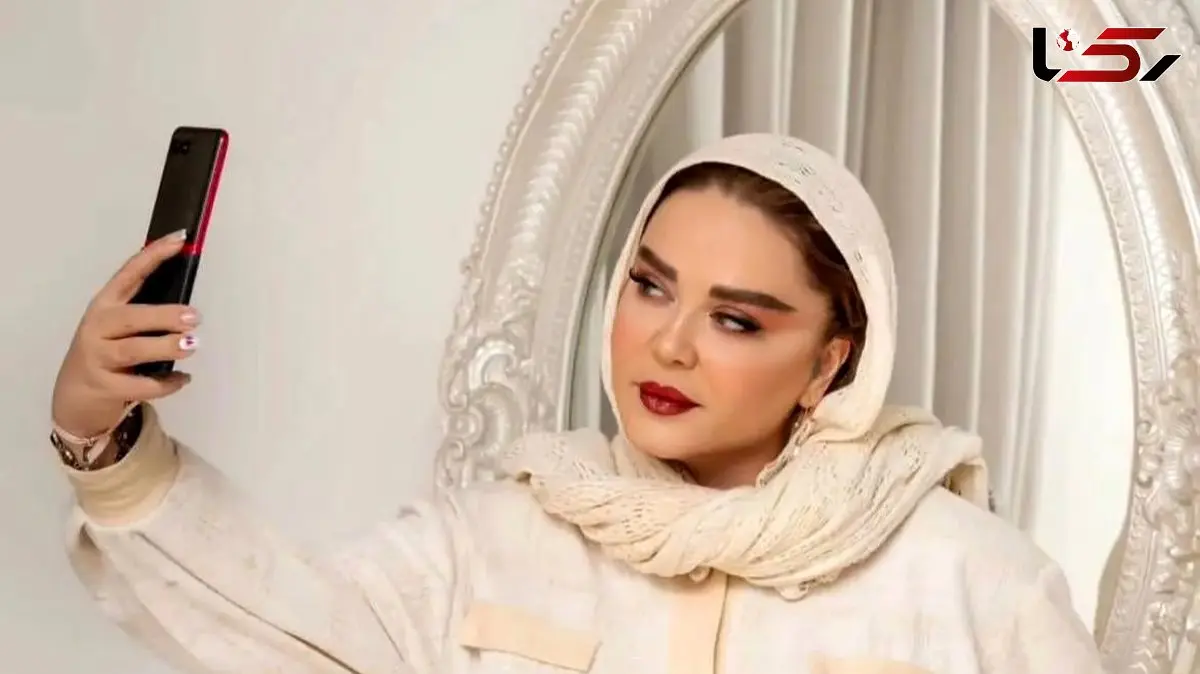 بهاره رهنما باز هم مرزهای مد و استایلینگ را جابه جا کرد ؛ ترکیب پالتو خز با دامن شاین