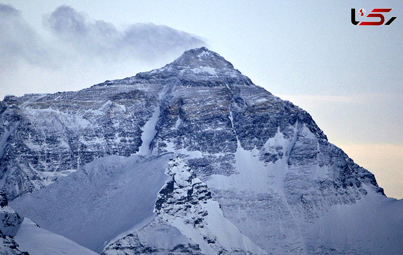 یک ایرانی در حادثه مرگبار قله اورست مصدوم شد