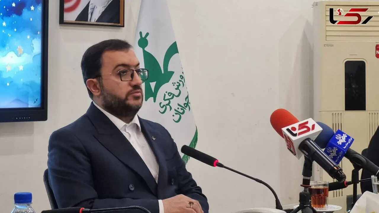 رئیس کانون پرورش فکری کودکان و نوجوانان: من قبول ندارم در مدرسه خشونت وجود دارد، این حرف درستی نیست!/ خبرنگار: با انکار کردن، صورت مسئله را پاک می کنید + فیلم