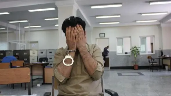 کارفرمای همسرم برایش پیامک‌های عاشقانه می‌فرستاد؛ از او زهرچشم گرفتم + جزئیات یک درگیری جنجالی