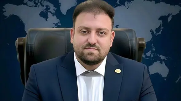 نخبگان راه نجات کشورند