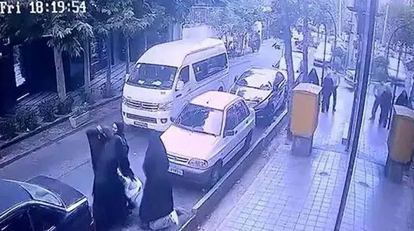 بازپرس ویژه، دستور تحقیقات در خصوص حادثه برخورد با دو دختر نوجوان را صادر کرد