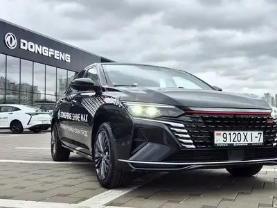 مقایسه بهترین سدان‌ های چینی؛ فونیکس آریزو 8 و جک J4