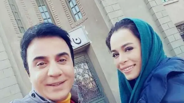 فیلم / رونمایی از ازدواج ملیکا شریفی نیا با داریوش فرضیایی / ملیکا در برنامه رامبد جوان اعلام کرد
