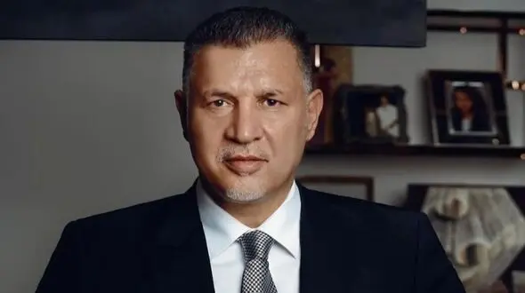 فیلم/ علی دایی: مردم از من خواسته هایی دارن که در حد توانم نیست ؛ اگه کل زندگیمو هم بفروشم برای 2 روزشون کافی نیست ؛ من یه نفر آدمم ؛ خونه من 2000 متر نیست و 418 متره