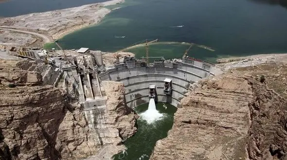 گراوند: سدهای فراموش‌شده بالادست کرخه ؛ تنها راهکار نجات غرب خوزستان/ لزوم چشم برداشتن از منافع آب خوزستان 