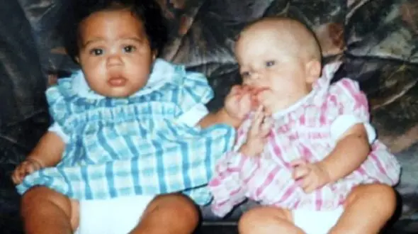 عکس های عجیب‌ترین دوقلوهایی که تاکنون متولد شده اند! / مادرو پدرشان عجیب ترند !