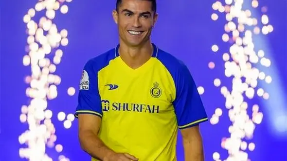 گران‌ترین ساعت دنیا بر دست کریستیانو رونالدو + عکس