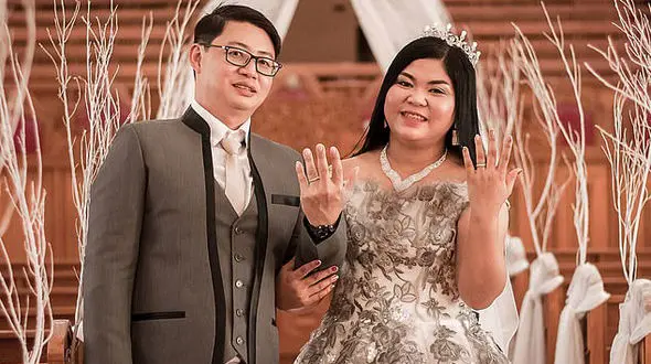 عروس و داماد بعد از بریدن کیک عروسی فوری با پلیس تماس گرفتند !+عکس