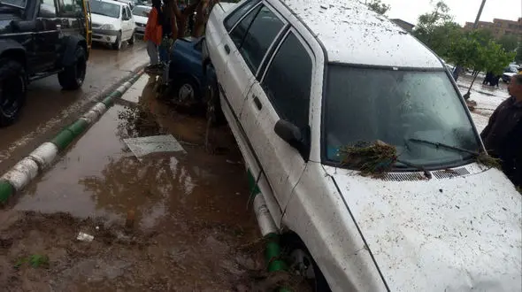 یک مادر و چهار کودک در سیل مشهد زیر آوار جان باختند / خطر سیل وطوفان تندری تا یکشنبه در مشهد+ آخرین آمارکشته ها