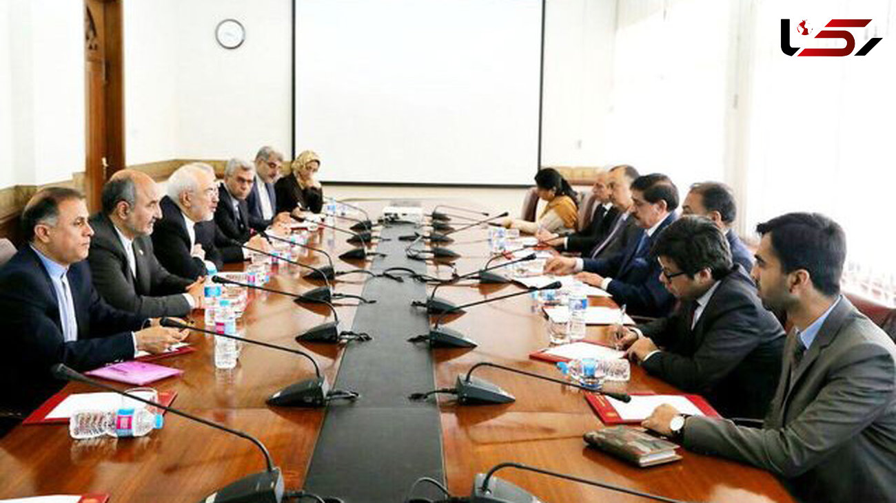 دیدار ظریف با مشاور امنیت ملی نخست وزیر پاکستان 