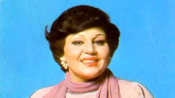 تصویری دیده نشده از هایده روی جلد مجله