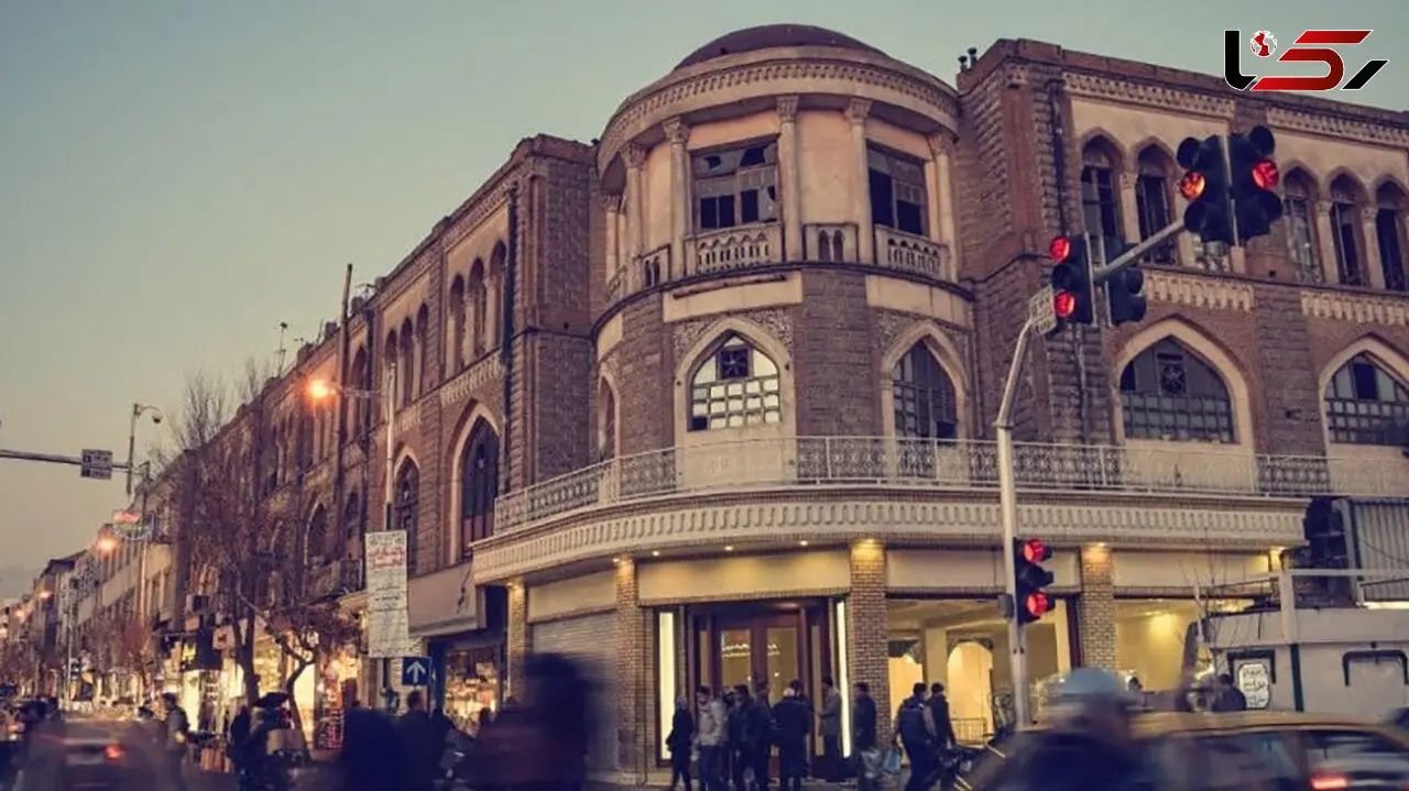 کافه ای در تهران که یک معلم ورزش از بالای آن به خیابان پرید ! + عکس