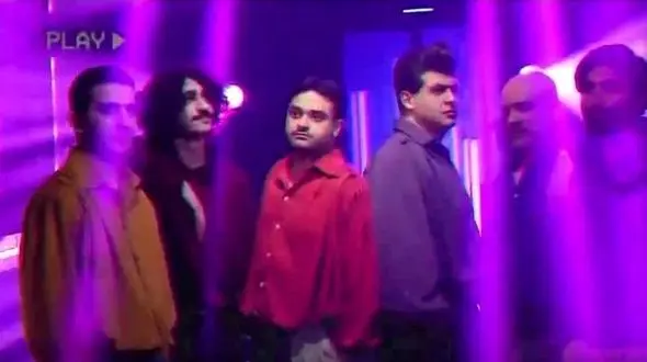 فیلم / اجرای بی‌نظیر شرکت‌کنندگان صداتو با آهنگهای شاد دهه شصت /  از بیا بنویسیم روی خاک رو درخت تا مهربونیت قشنگه، هم‌زبونیت قشنگه ...