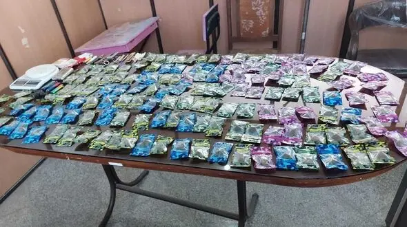 بازداشت مرد یزدی که کلکسیونی از مواد ممنوعه داشت + عکس باورنکردنی