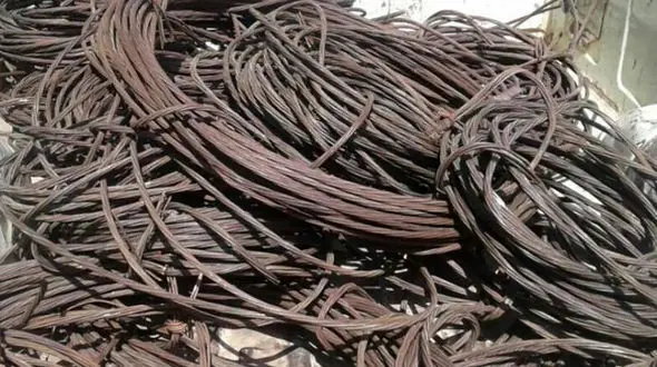 انهدام باند سارقان کابل‌های مخابراتی در بوکان