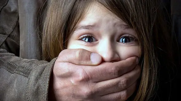 ۲ سال حبس، مجازات لایک تصاویر کودک آزاری
