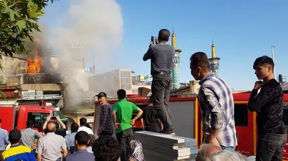 آتش سوزی بازار تجریش مهار شد