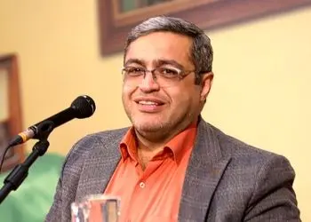 فیلم/ هشدار دکتر سعید عزیزی روانشناس ایرانی: مرد نباید زیاد تو خونه بمونه!