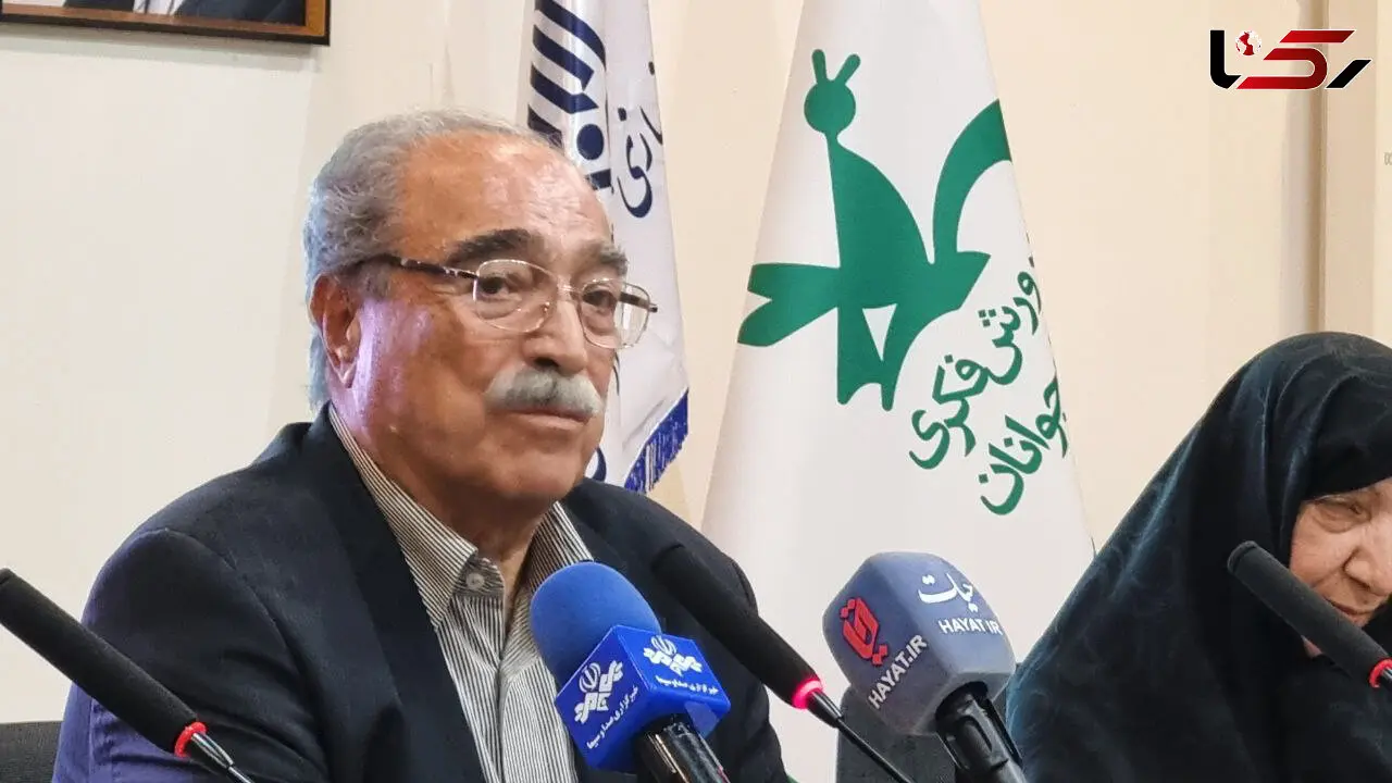 

اگر مدیر آموزش و پرورش خواست به مرخصی دائمی برود اسم مدرسه خیر ساز را تغییر دهد! + فیلم