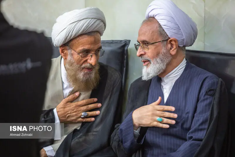 تصاویر: مراسم ترحیم آیت الله شبیری زنجانی در حرم حضرت فاطمه معصومه(س)