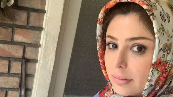 نیوشا ضیغمی در این شرایط ایران را ترک کرد + عکس گردش اروپایی خانم بازیگر در این روزهای ایران !