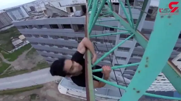 تجربه نهایت آدرنالین با آویزان شدن از جرثقیل!+فیلم وحشتناک