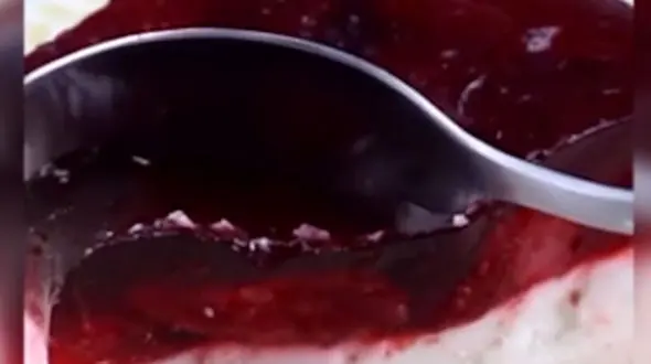 از طرز تهیه کیک ساندویچی تا دسر توت فرنگی