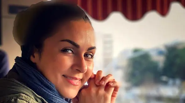 خانم بازیگری که تا خارج از کشور را دید از خود بی خود شد / بیوگرافی و عکس های تاسف بار اما زیبای شیوا ابراهیمی