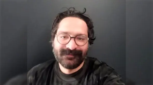 ماجرای توئیت کتاب فروش باغ کتاب برای تصمیم به مرگش ! / کامران محمد خانی هستم حضورم دیگر مفید نیست ! + تصویر توئیت